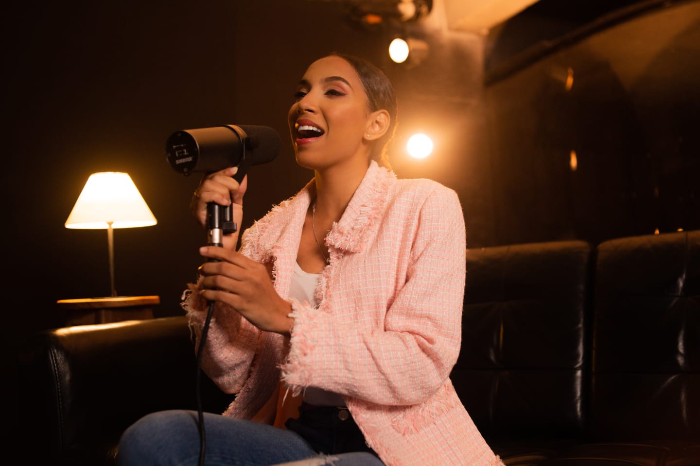 “A Alma Abatida”, com Nathálya Peçanha, é o segundo single do projeto Harpa Cristã Nova Geração lanç