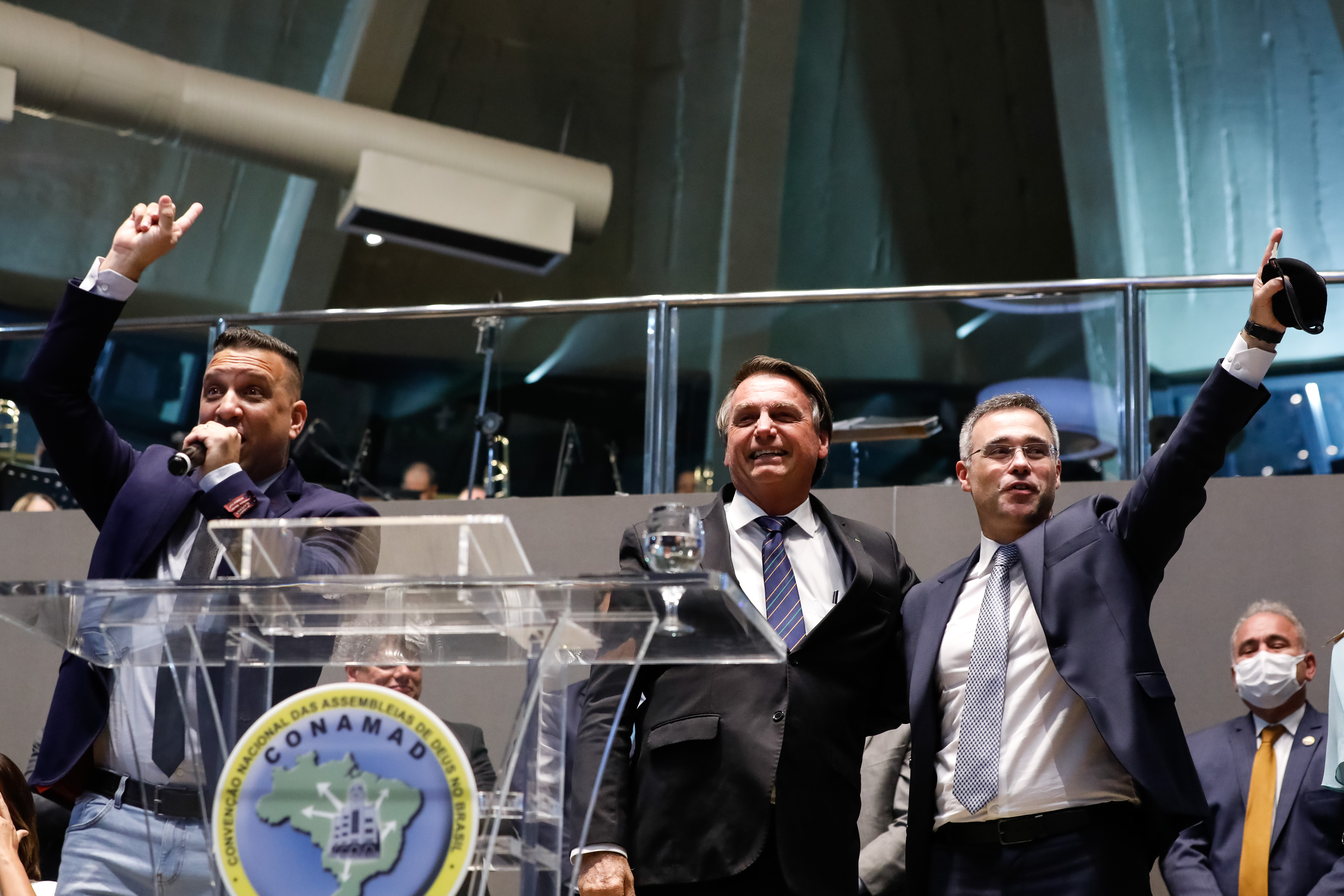 Anderson Rangel foi o cantor convidado do culto em ação de graças a posse do ministro André Mendonça