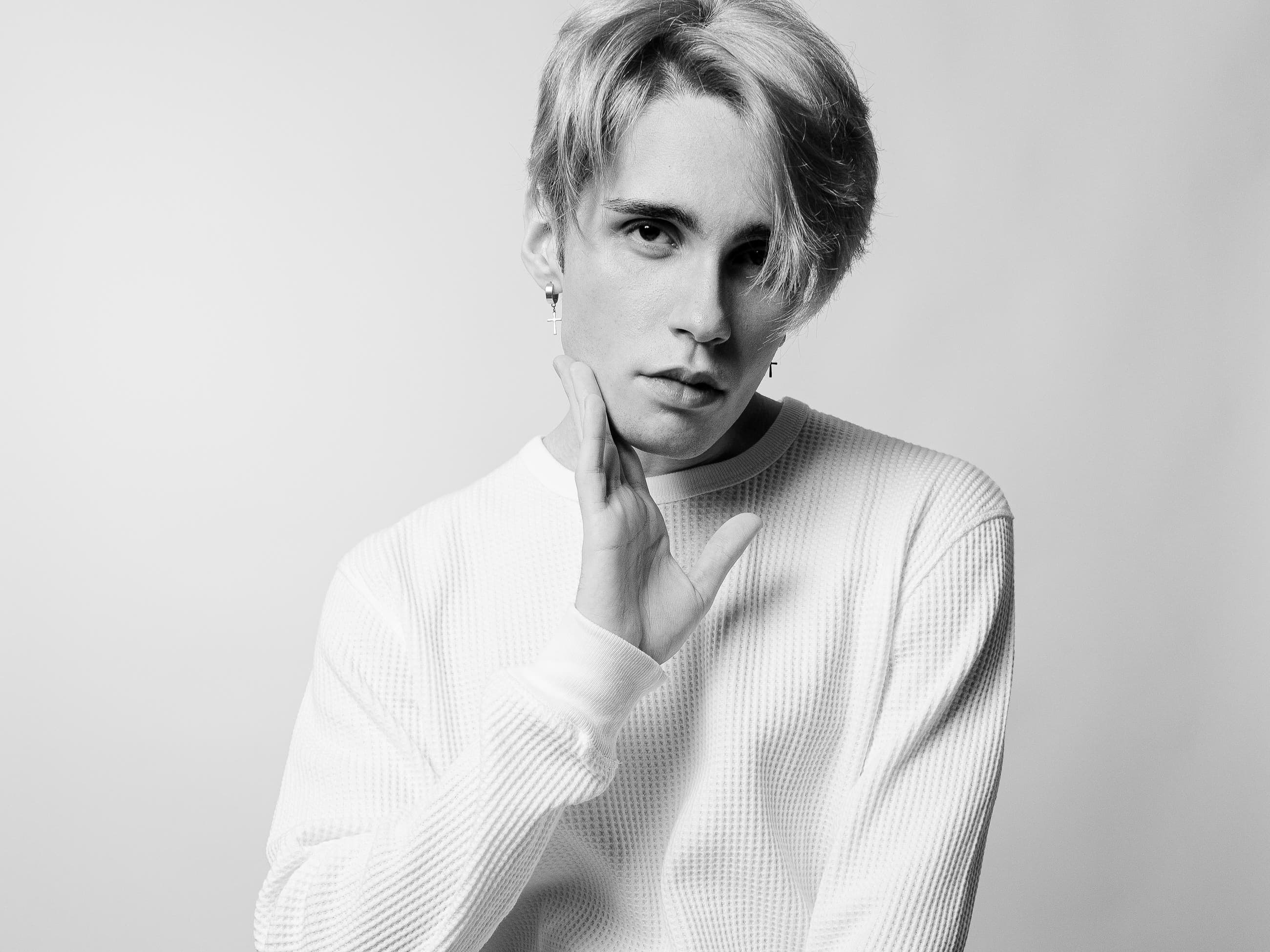 Davi Santos lança o single “2AM” e mergulha no universo do R&B gospel