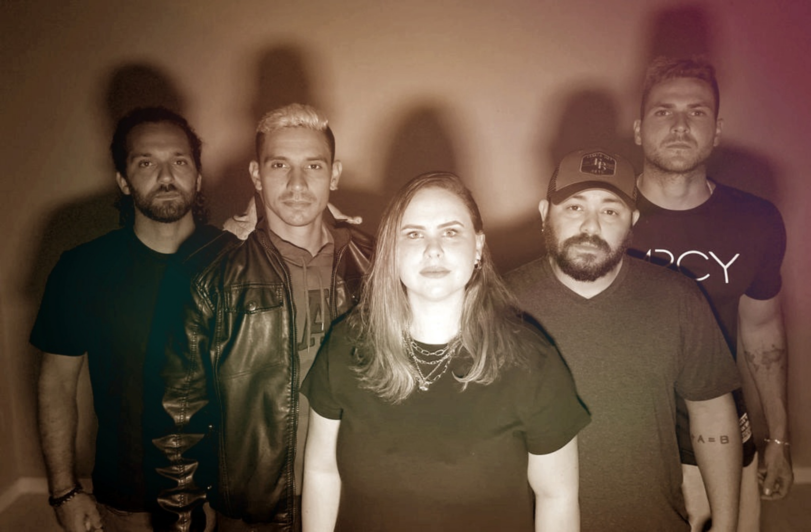 Deeply Worship lança “Santo, Espírito Santo” a canção que é uma oração.