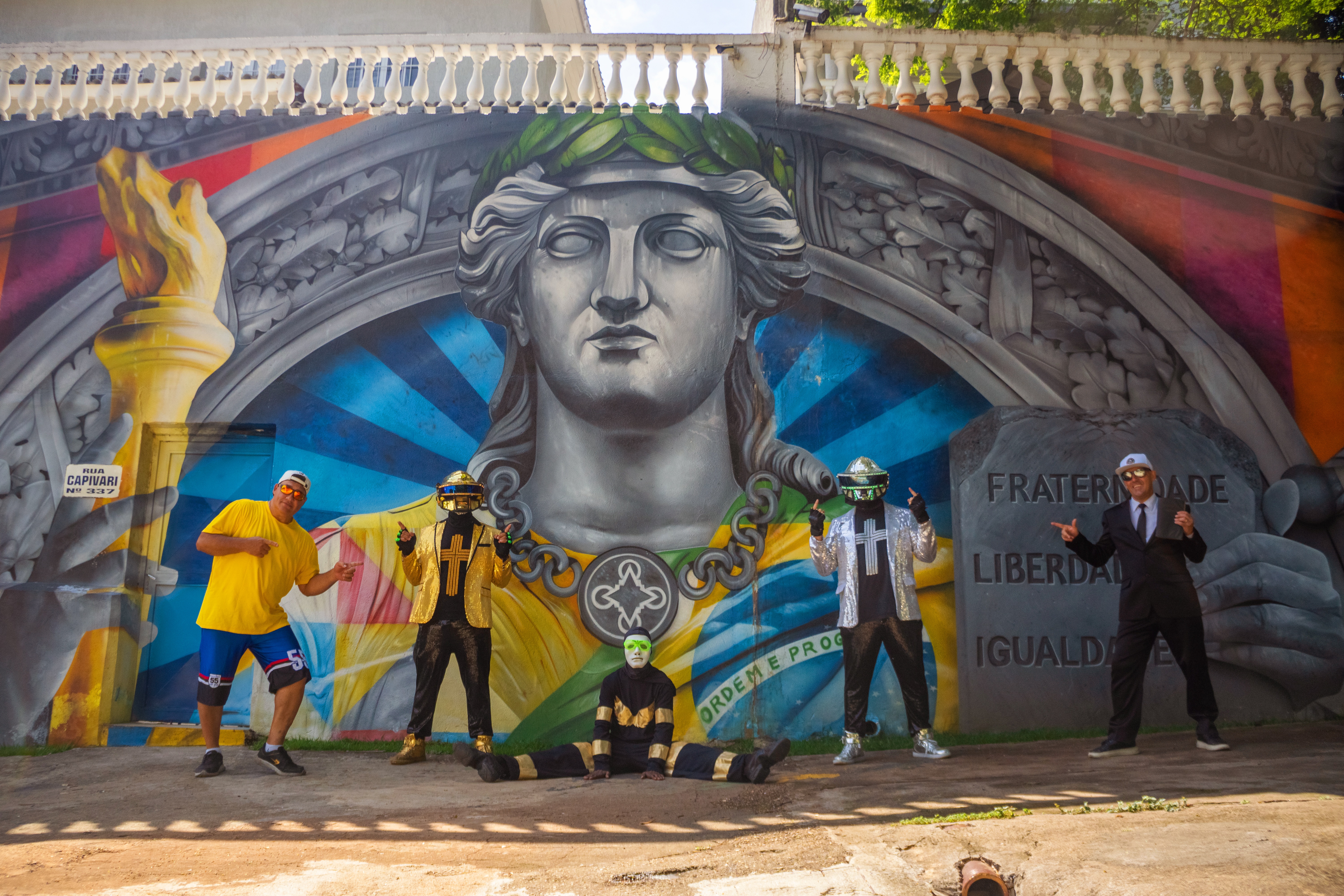 Depois de “Come to Brazil”, DJ Abençoadão lança o hit gospel “Com Jesus Vem no Passinho” ComeToJesus