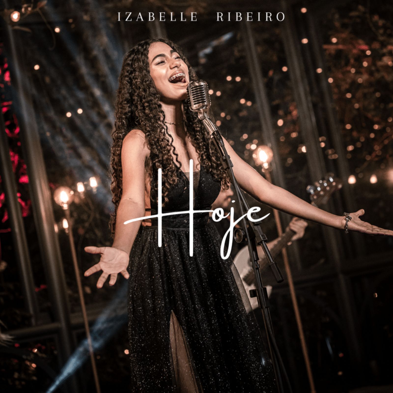 Izabelle Ribeiro, finalista do The Voice Kids 2021, lança “Hoje”, uma canção autoral sobre a beleza