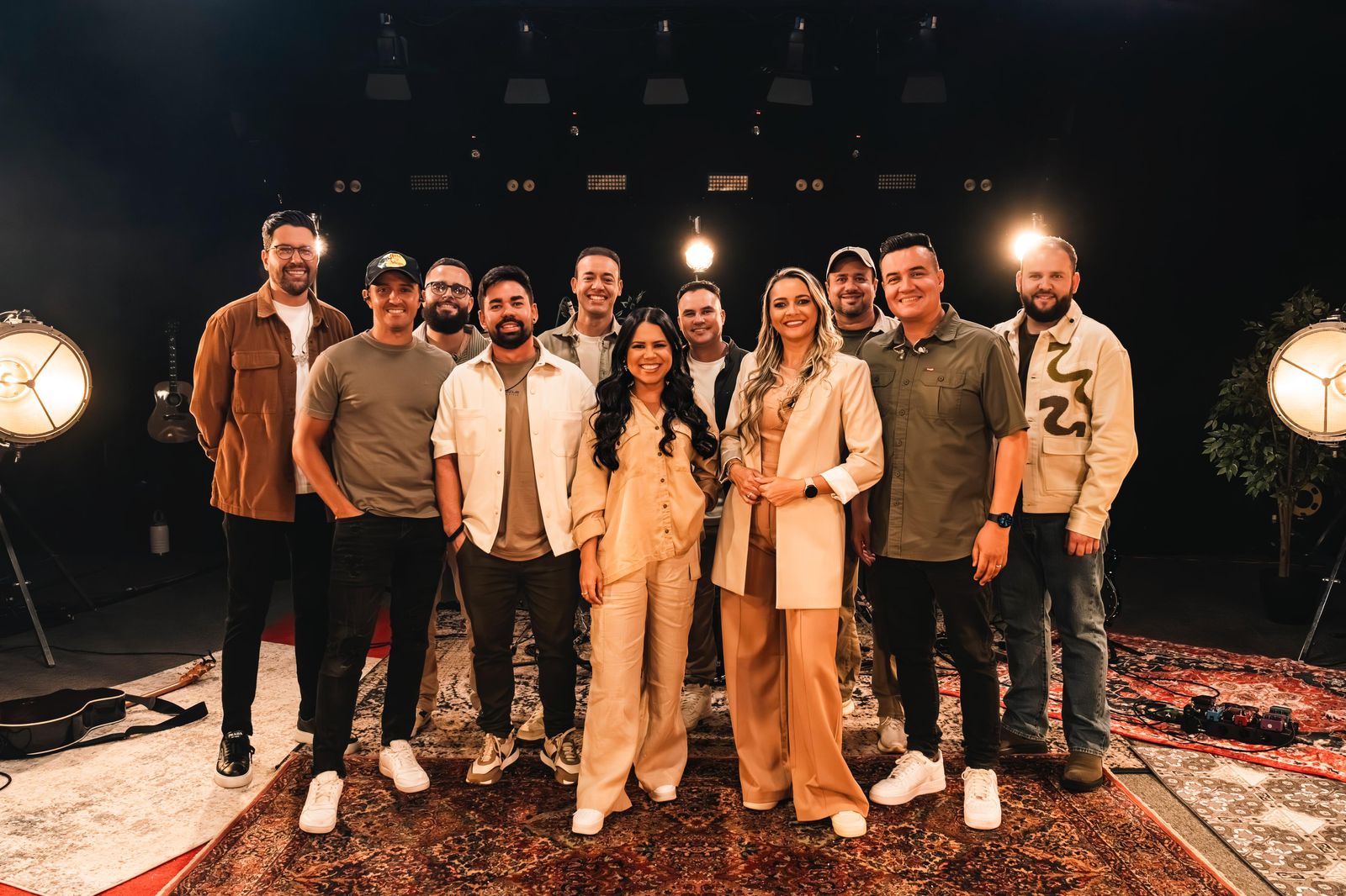 Lagoinha Music Tampa feat. Samuel Mizrahy na belíssima canção “Por Amor