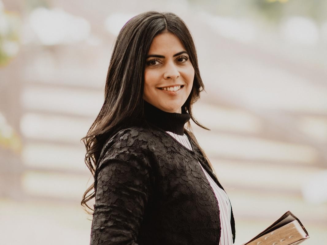 Morando nos EUA, Liliane Delgadillo se prepara para lançar o single “Quem é Forte Também Chora”