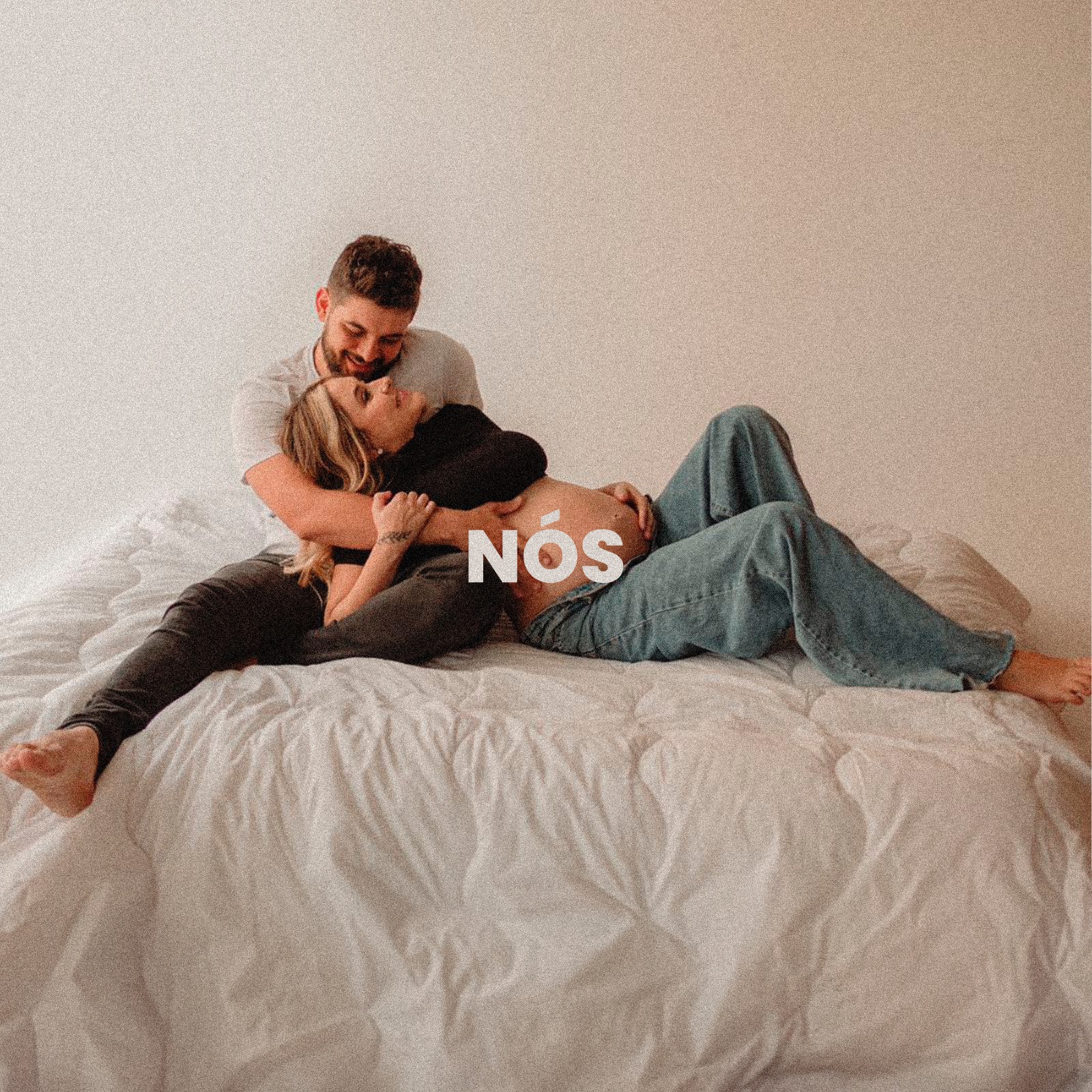 “Nós”, um poema cantado de Gabriel Bulian revelando a alegria pela espera da primeira filha