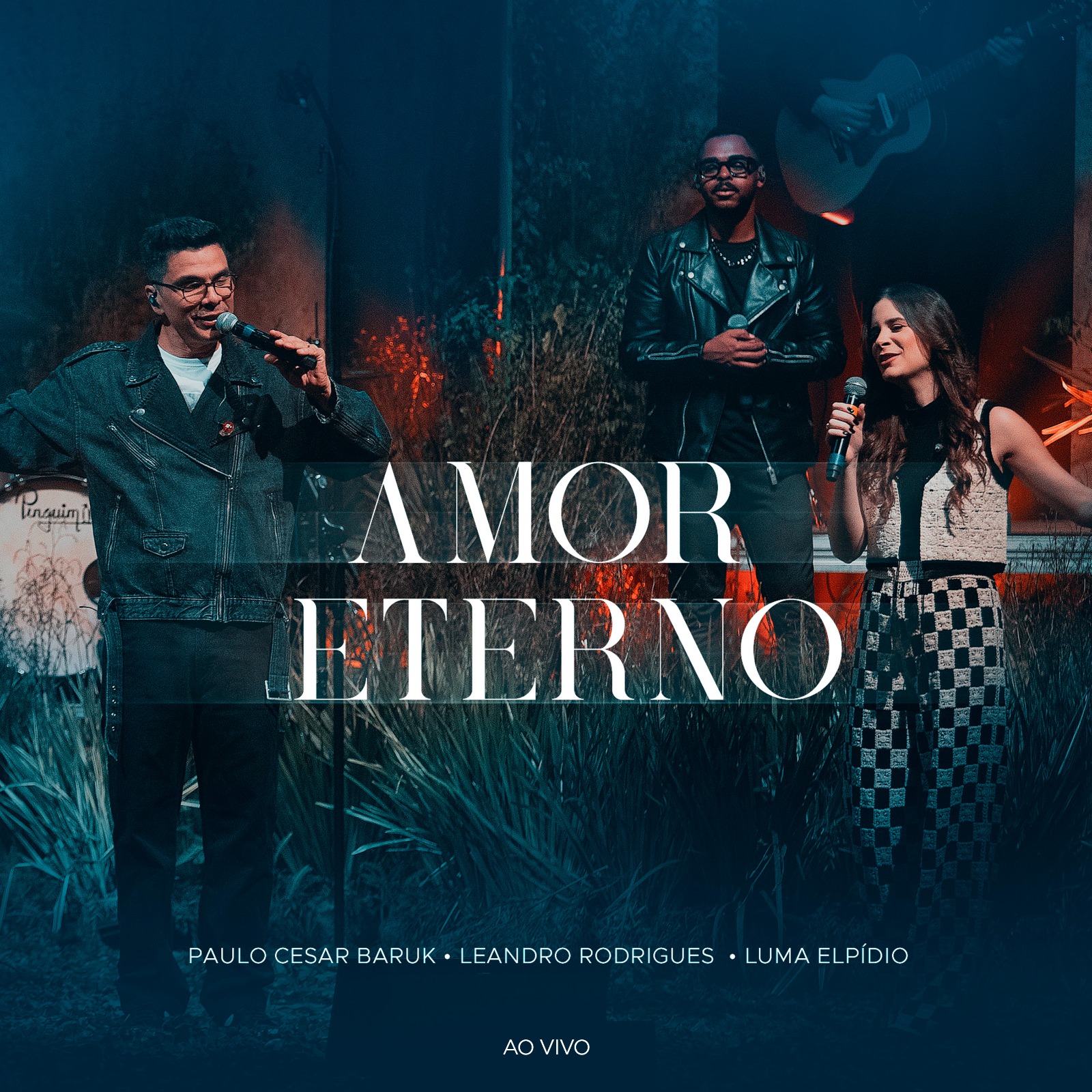 Paulo César Baruk, Leandro Rodrigues e Luma Elpídio interpretam “Amor Eterno”