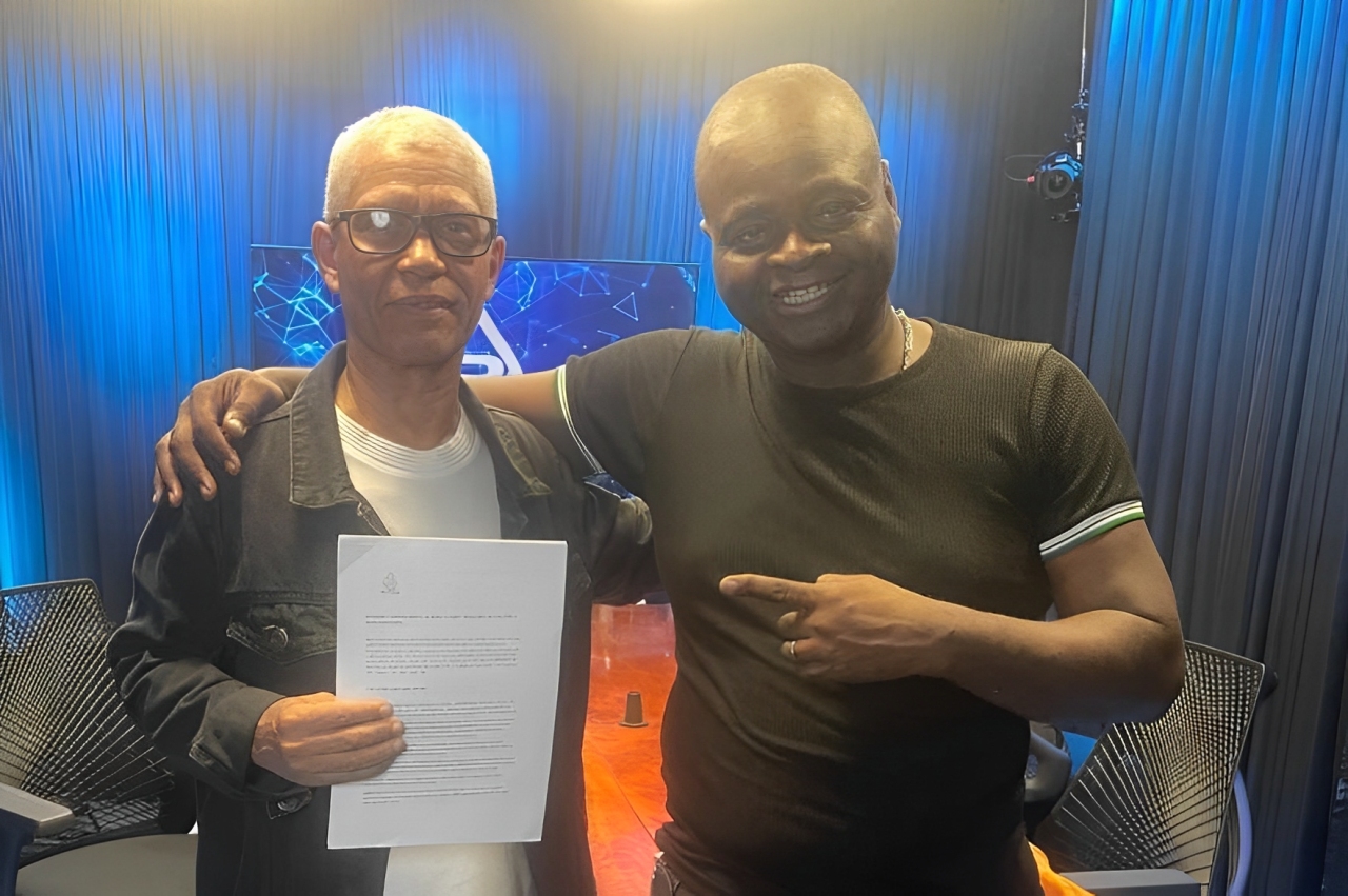 Roberto Dom assina com a gravadora Bless e celebra nova fase na carreira gospel