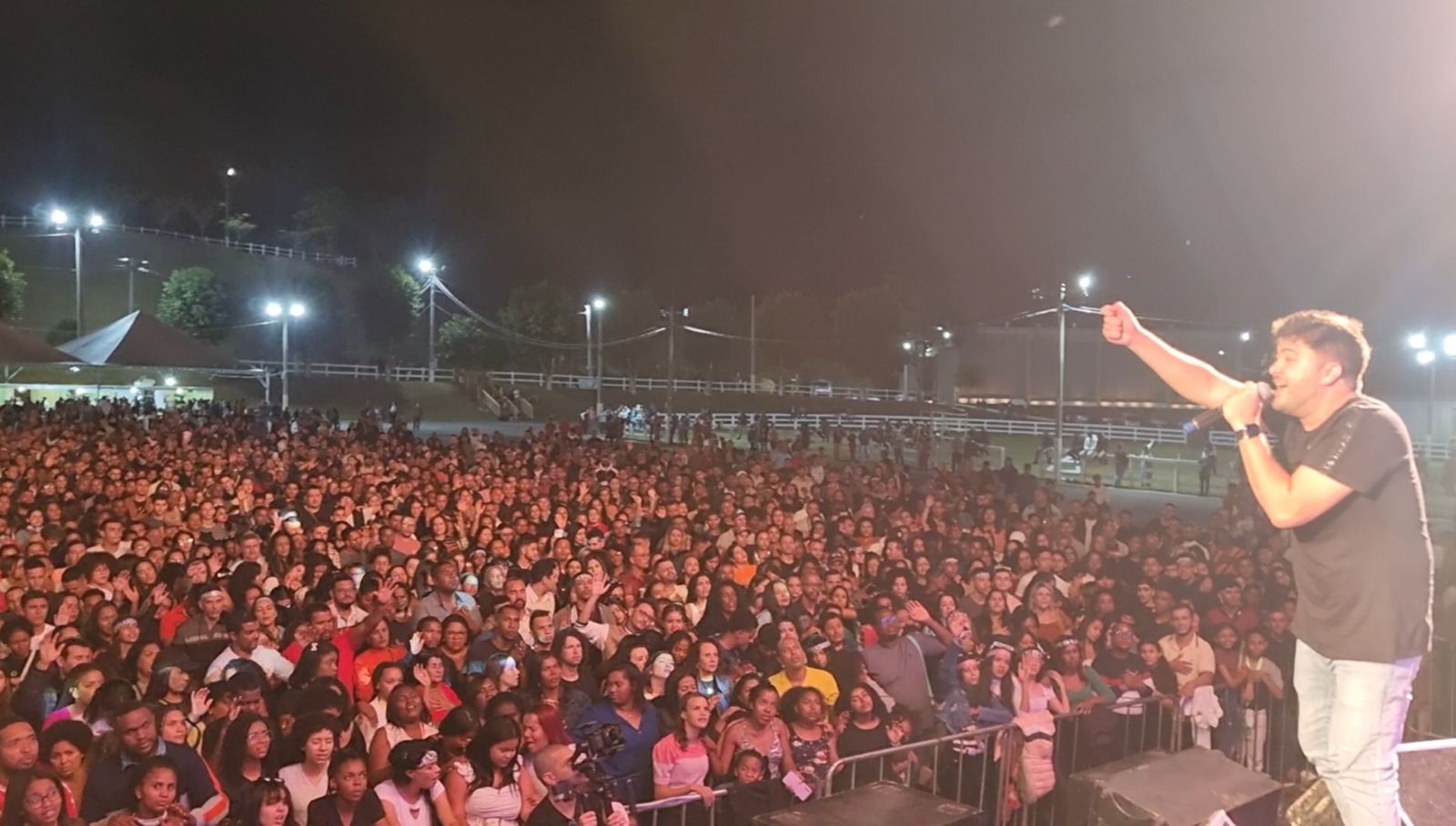 “São Gonçalo pela Fé” reuniu milhares de pessoas que se derramaram na presença de Deus