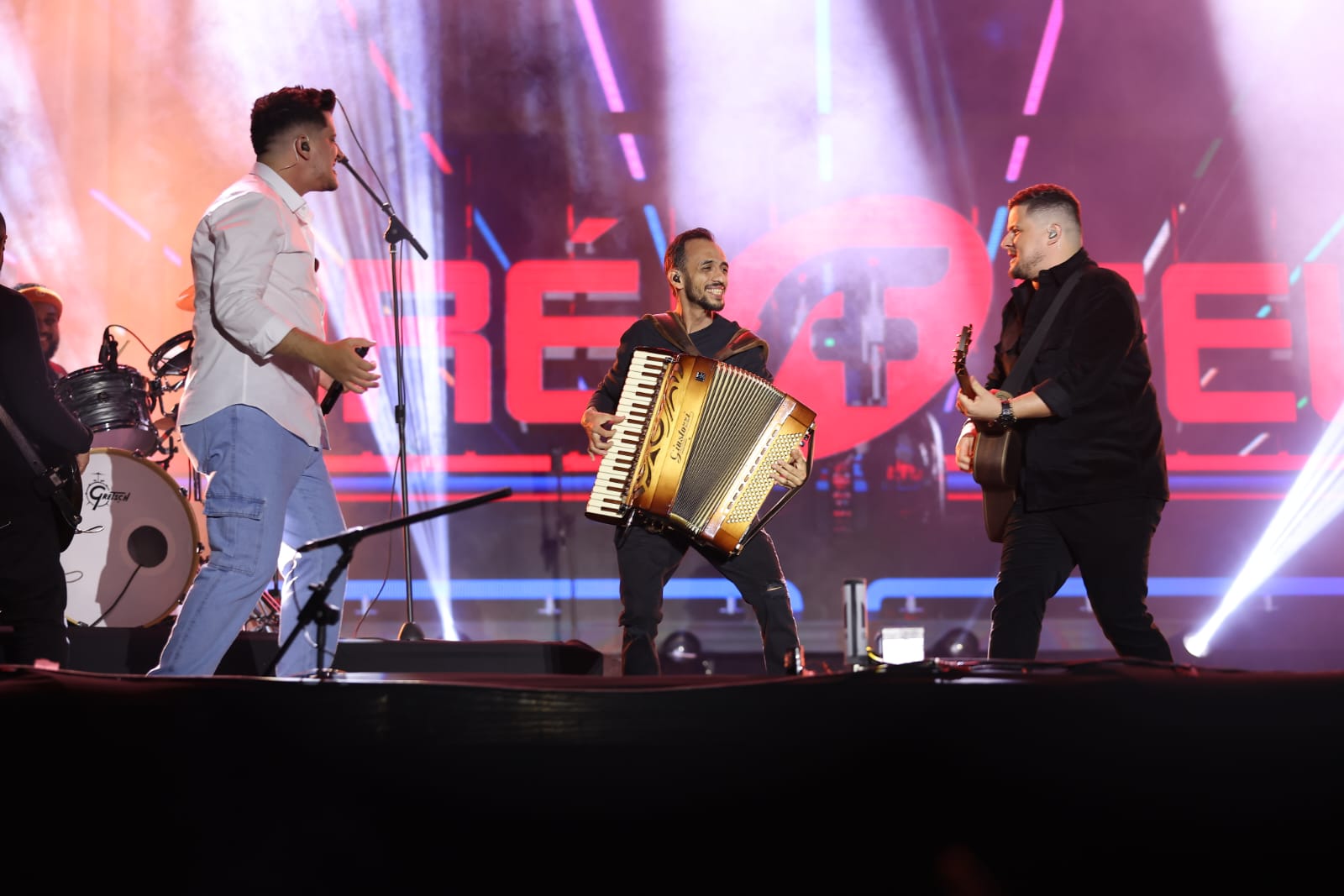 “Tô Preparado” é o novo single de André e Felipe para o álbum “Ao Vivo no Mineirão”